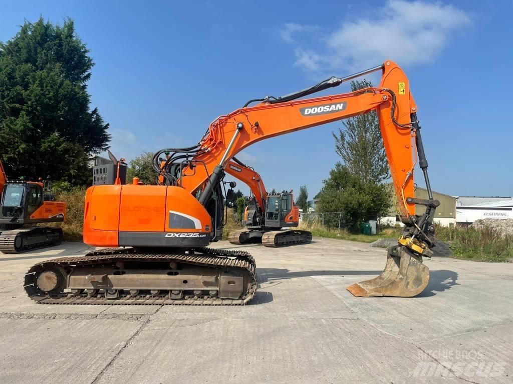Doosan DX 235 LCR-5 Bandgrävare