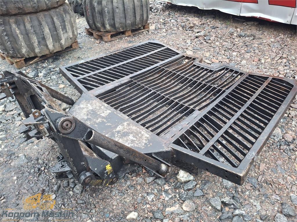 Komatsu 845 Redskap till skogsmaskiner