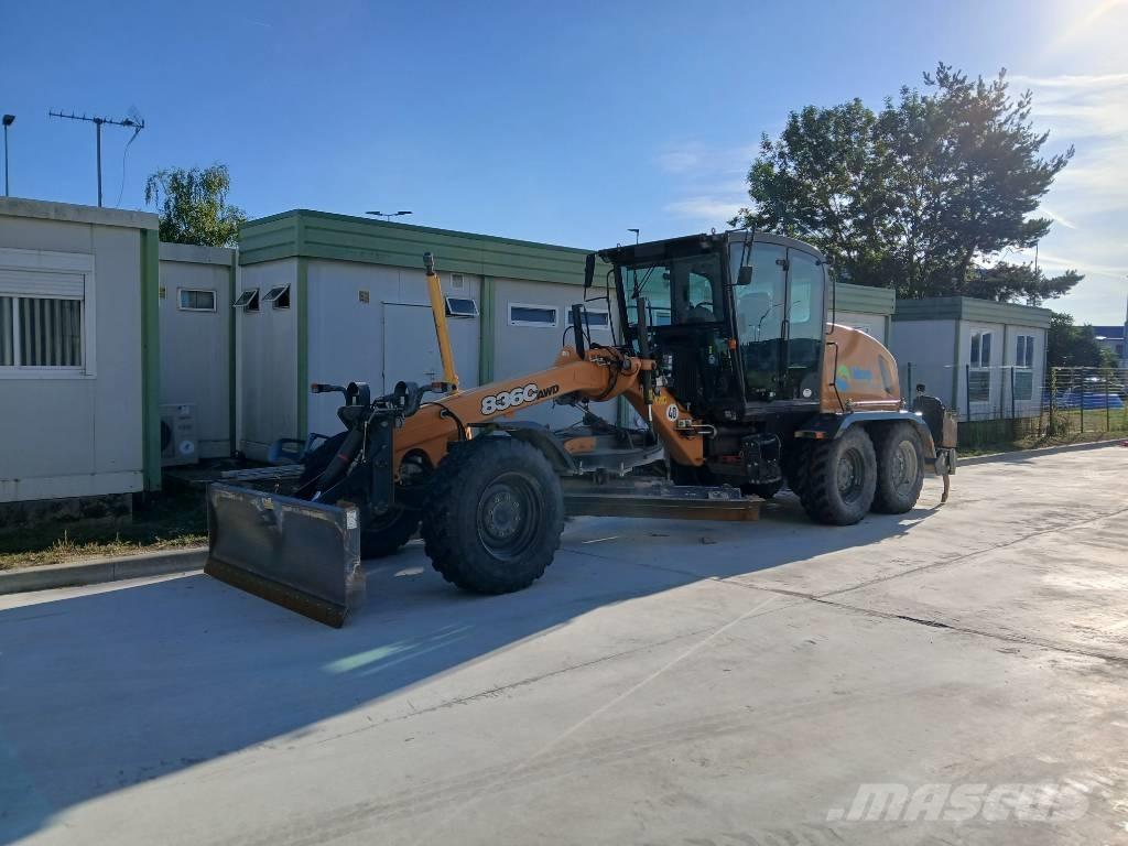 CASE 836 C AWD Väghyvlar