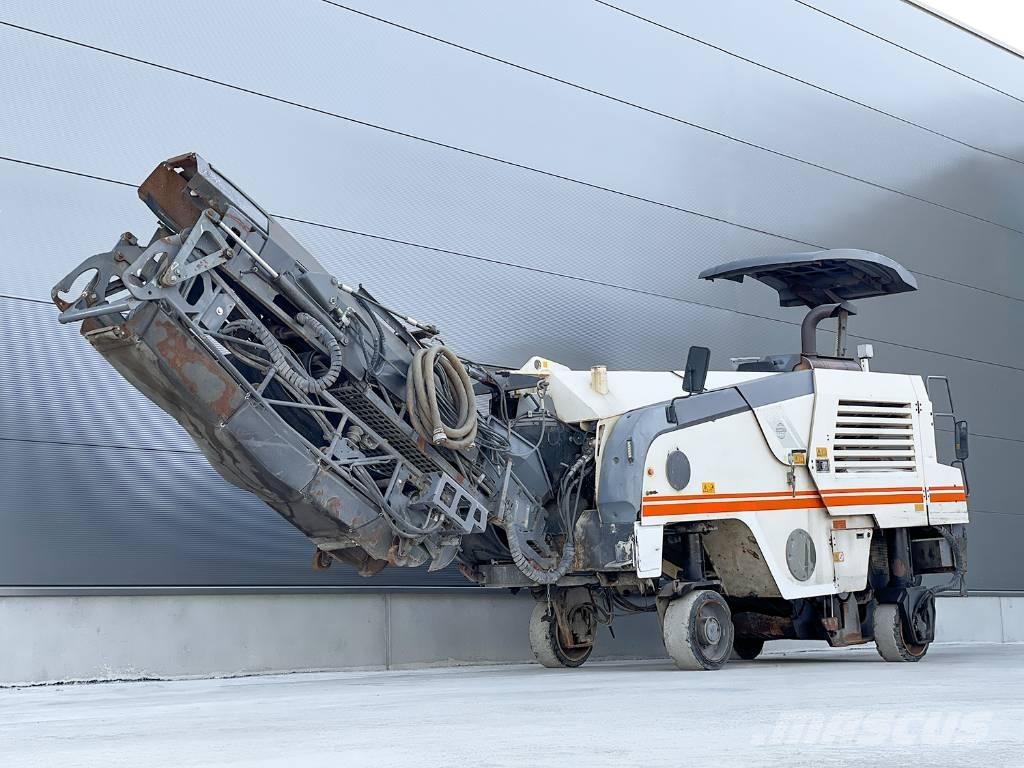 Wirtgen W 100 F Asfaltskallfräsmaskiner