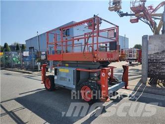 SkyJack SJ 6832 RT Saxliftar