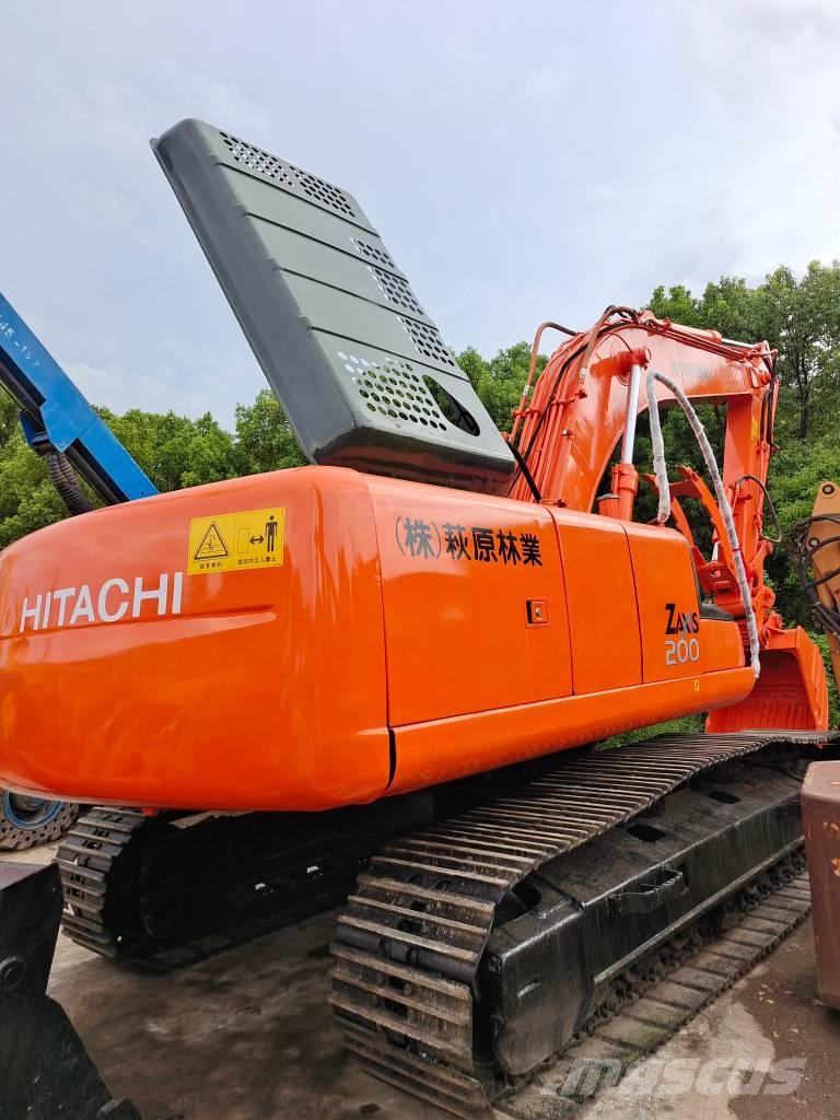 Hitachi EX 200-5 Bandgrävare