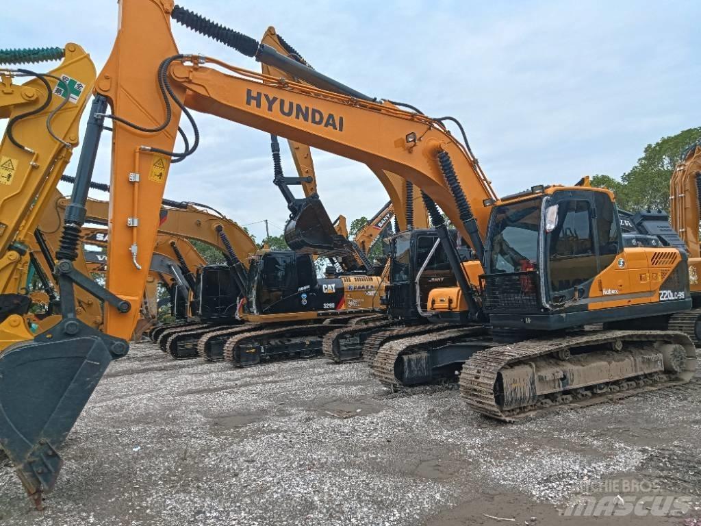 Hyundai R220-9S Bandgrävare