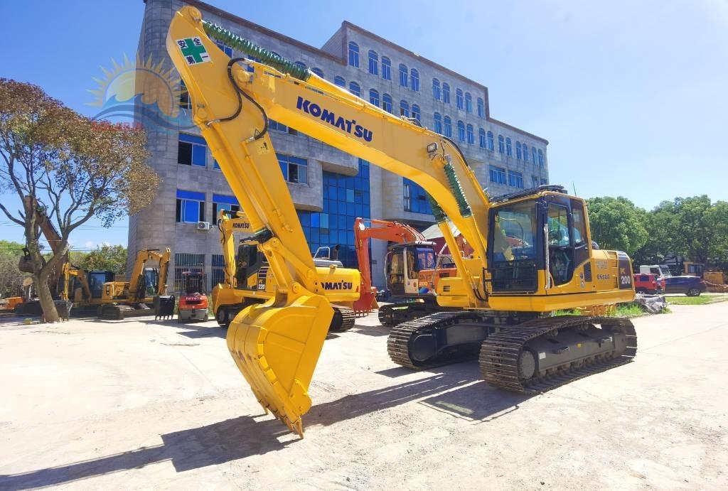 Komatsu PC 200-8 Bandgrävare