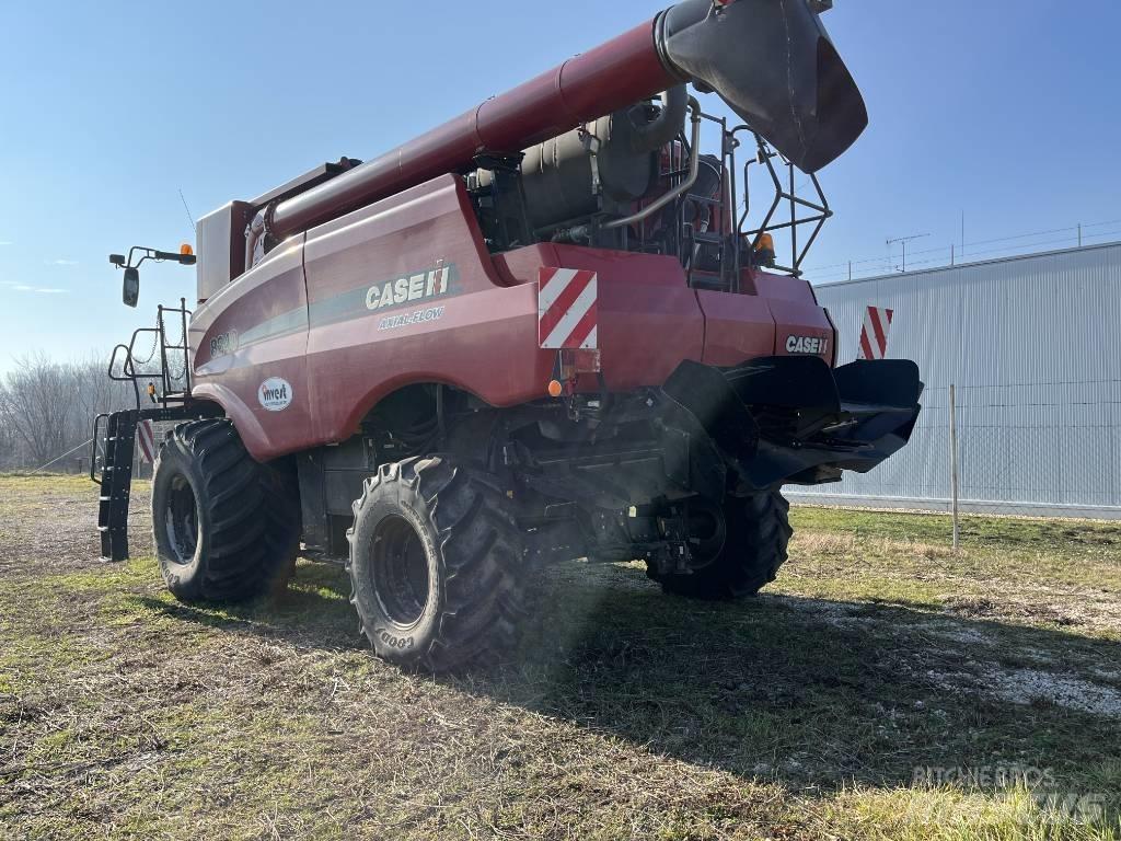 Case IH AF8240 Skördetröskor