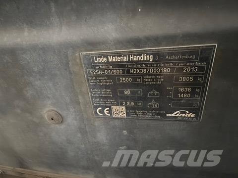 Linde E25H-01/600 Elmotviktstruckar