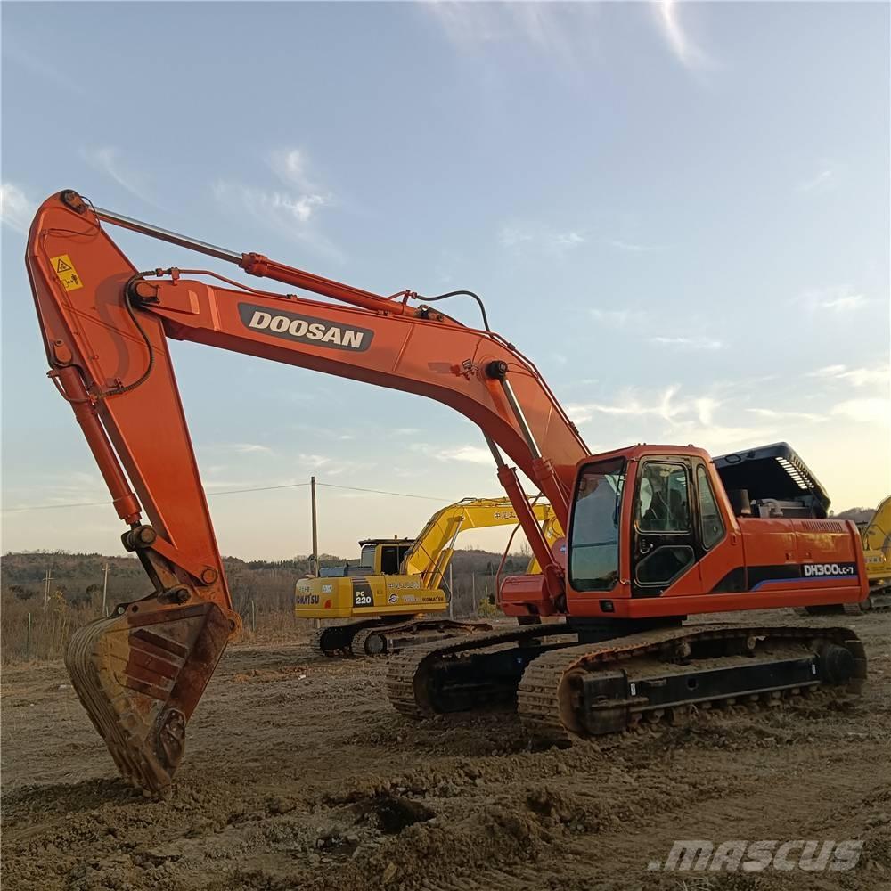 Doosan DH300LC-7 Bandgrävare