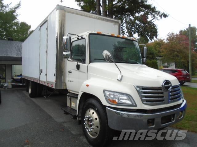 Hino 358 Lätta skåpbilar