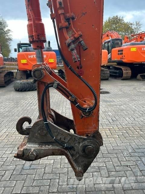 Hitachi ZX 160 W Wheeled excavators