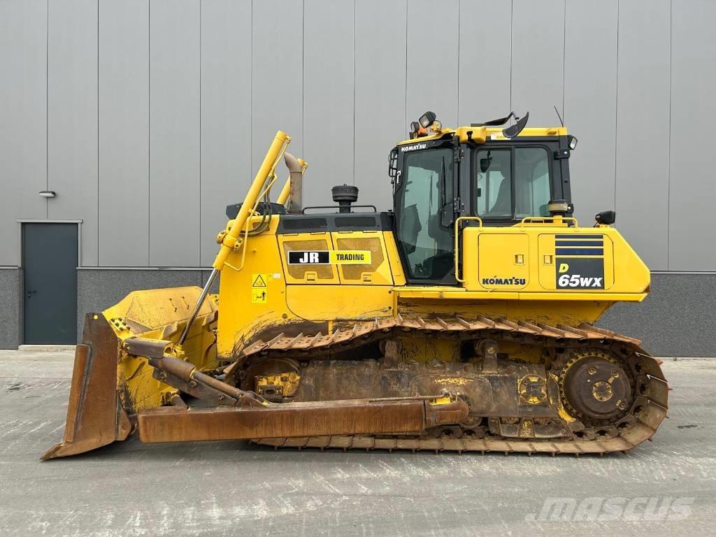 Komatsu D 65 WX-18 Bandschaktare