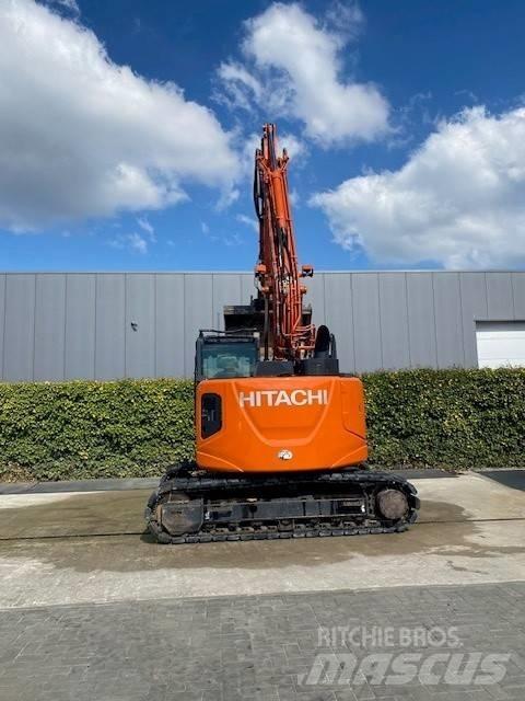 Hitachi 135US-6 Bandgrävare