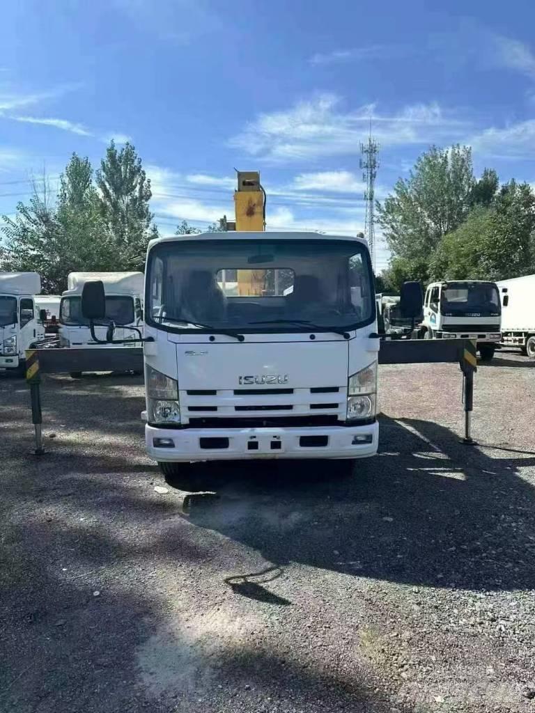 Isuzu ELF 700 Kranbilar