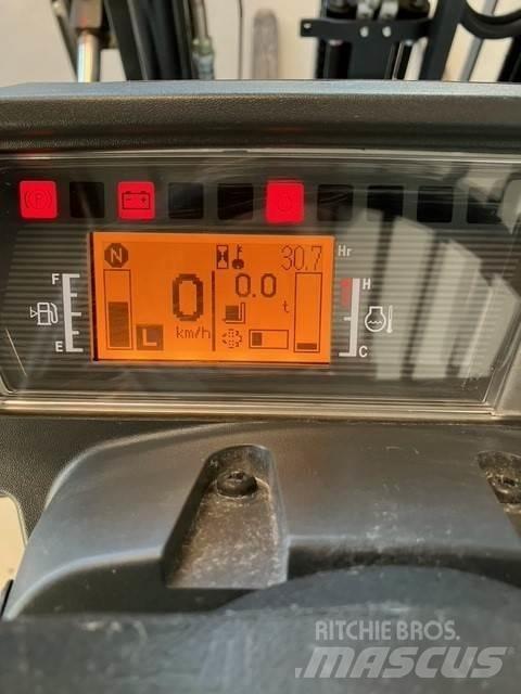 Mitsubishi FD25N3 Dieselmotviktstruckar