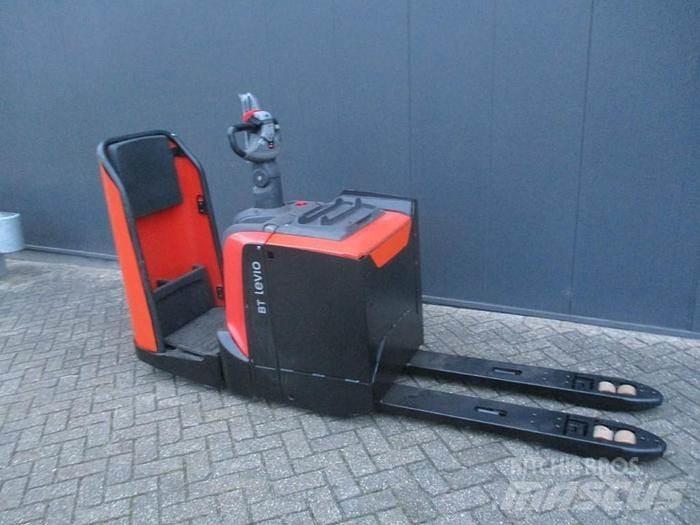 Toyota LPE 250 Låglyftare med plattform