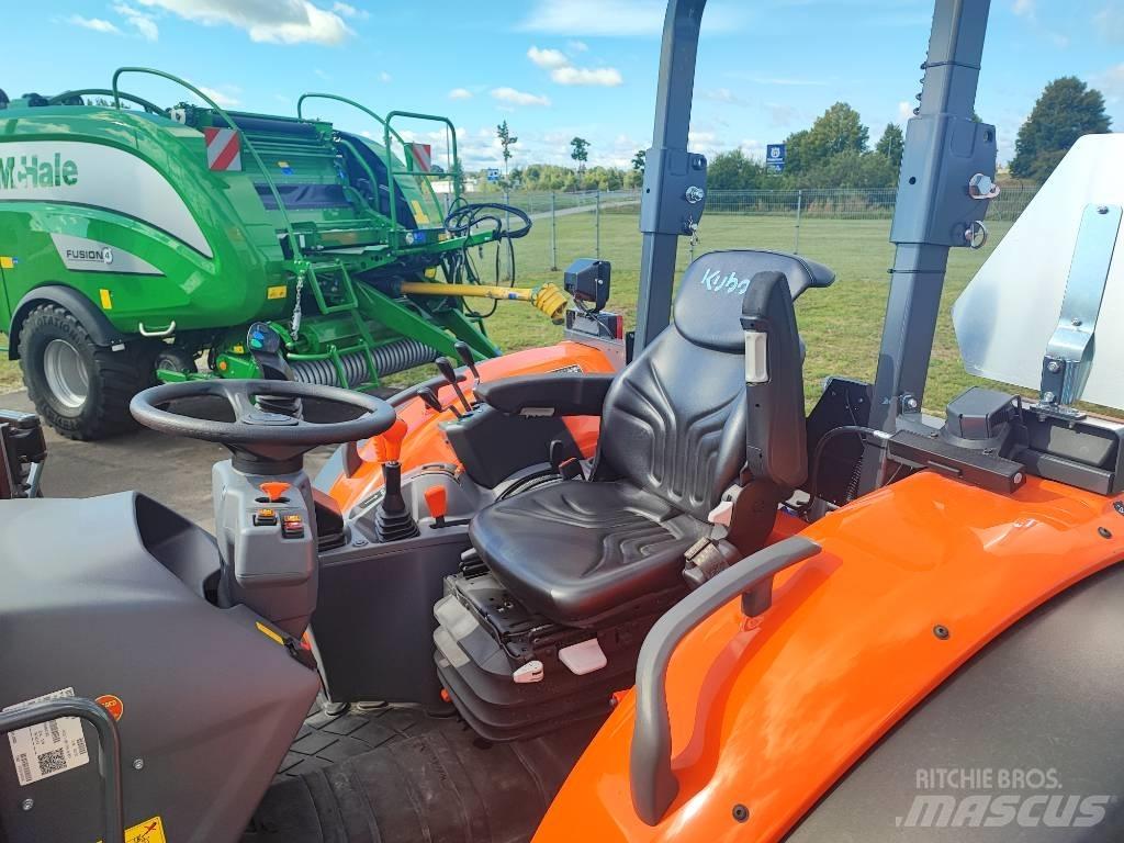 Kubota M4063 ROPS Traktorer
