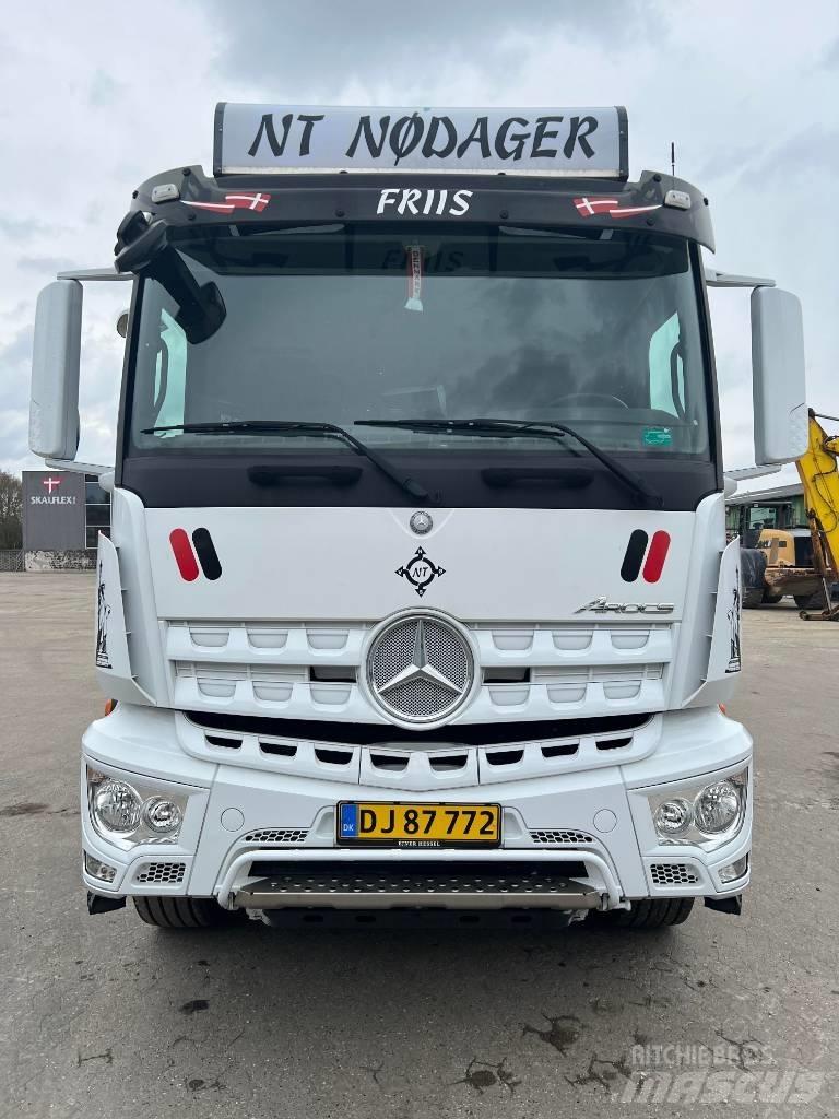 Mercedes-Benz 3246 Kranbilar