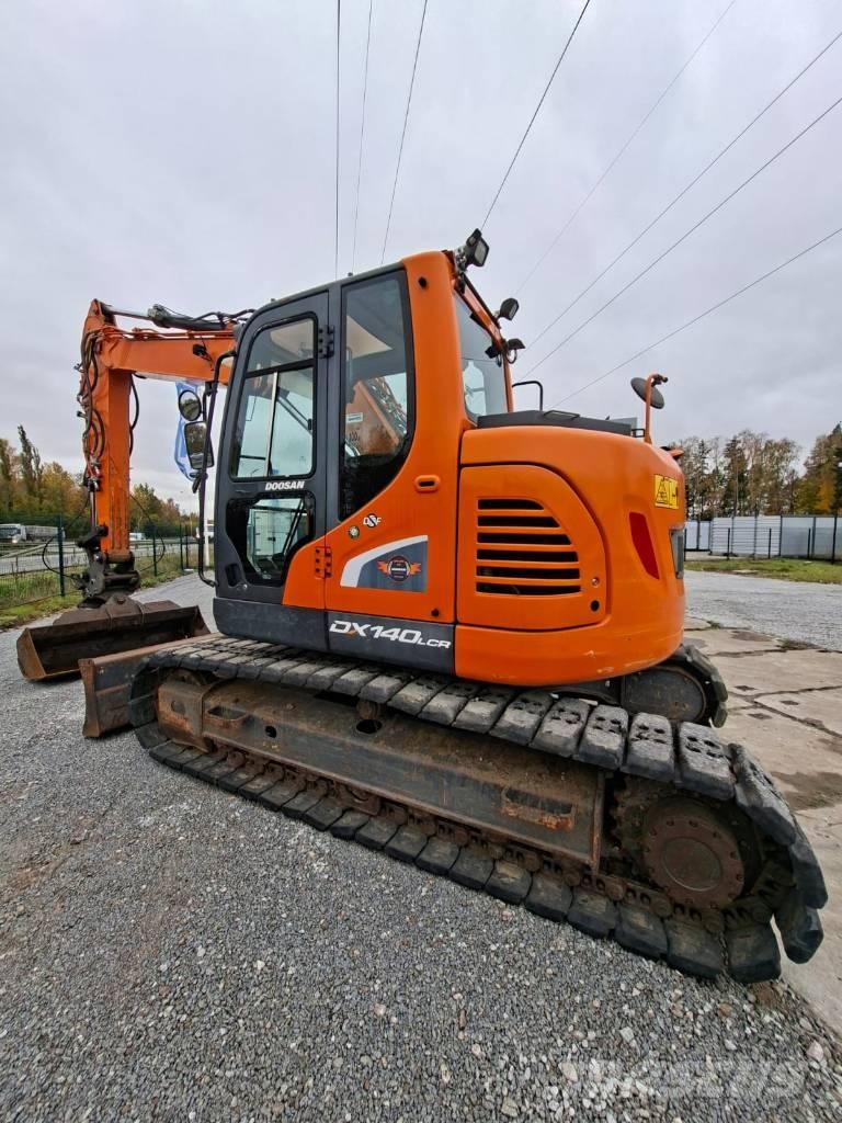 Doosan DX 140 LCR Bandgrävare