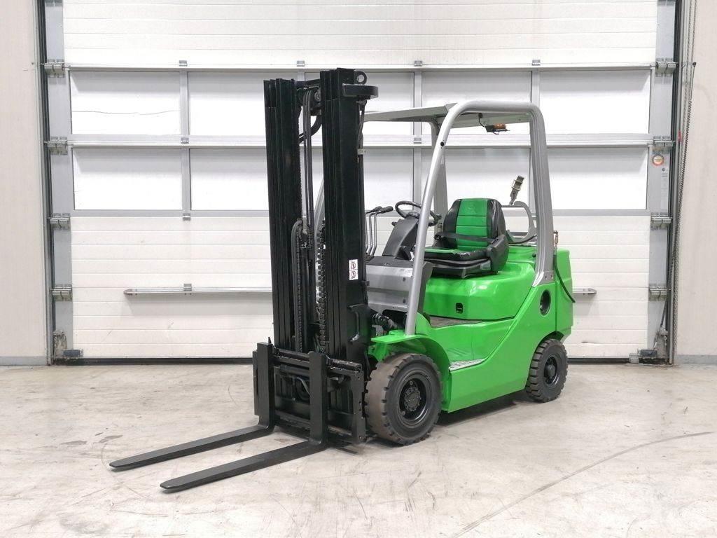 Cesab M315G Gasolmotviktstruckar