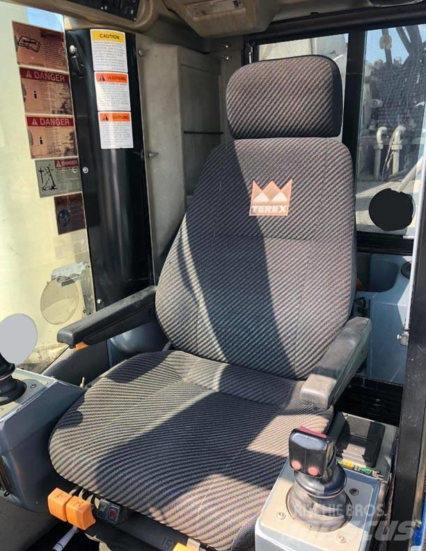 Demag AC 160-2 Allterrängkranar