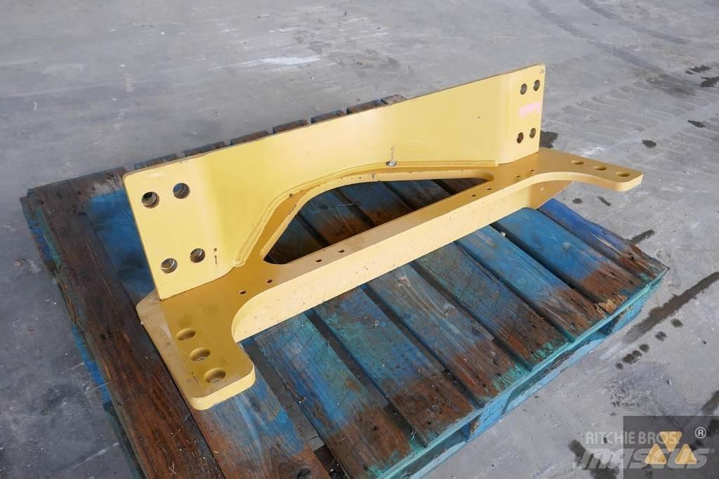 CAT 140M3 Drawbar Transport - Övriga