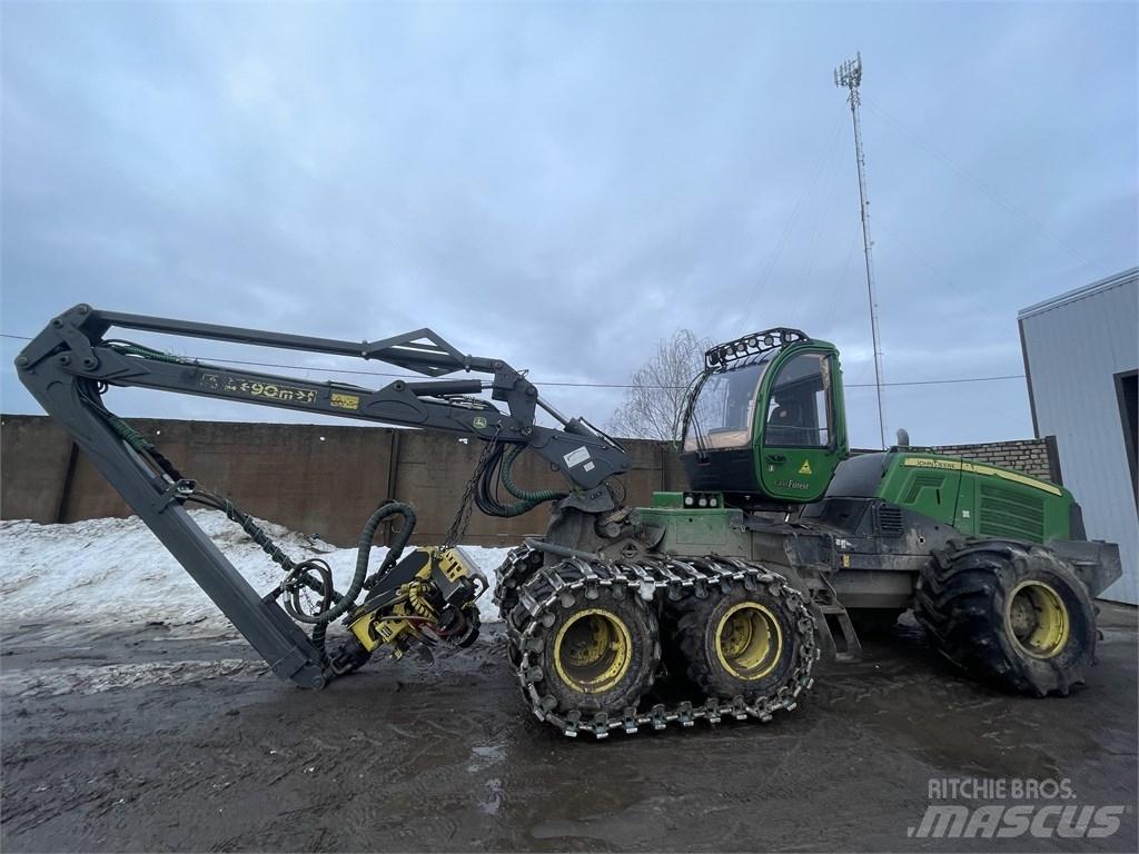 John Deere 1070G Skördare