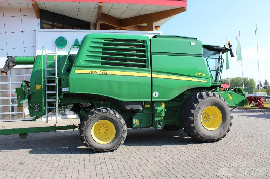 John Deere T 670 i Skördetröskor