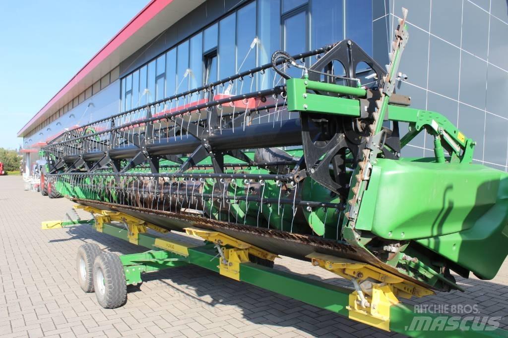 John Deere T 670 i Skördetröskor