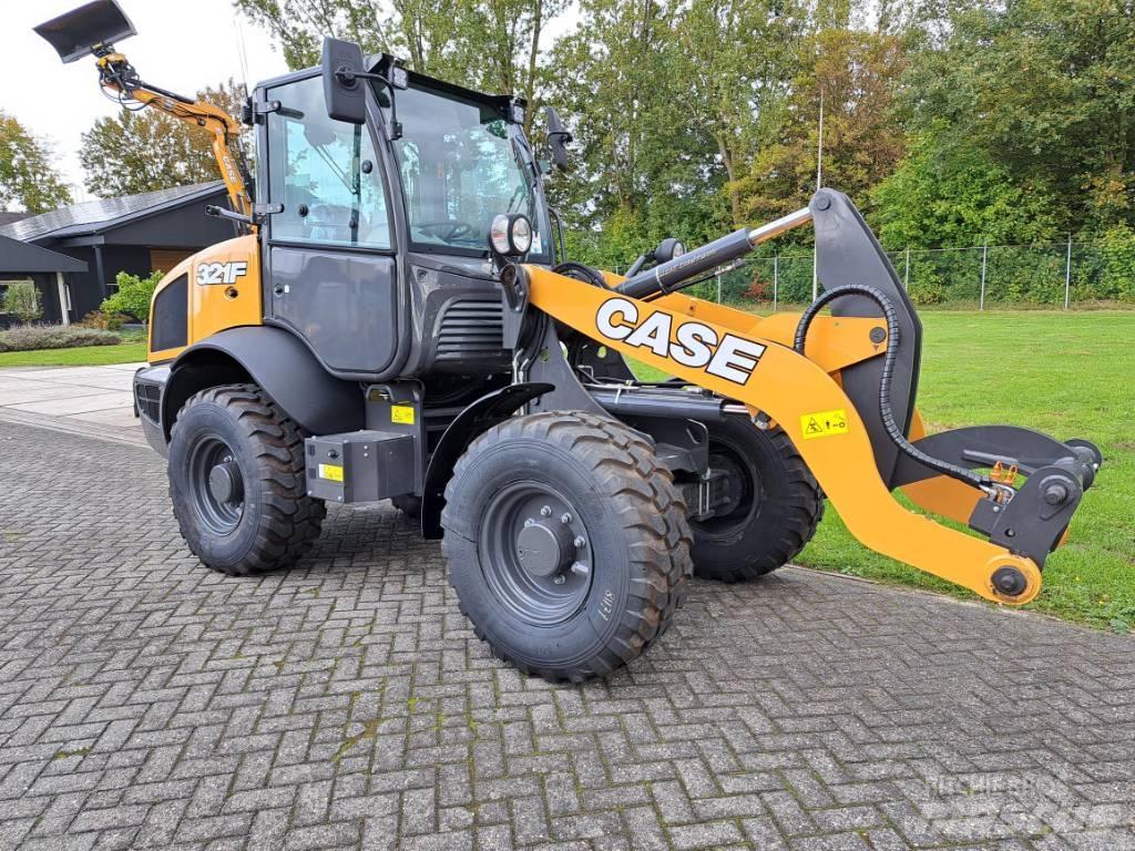 CASE 321F-HS Hjullastare