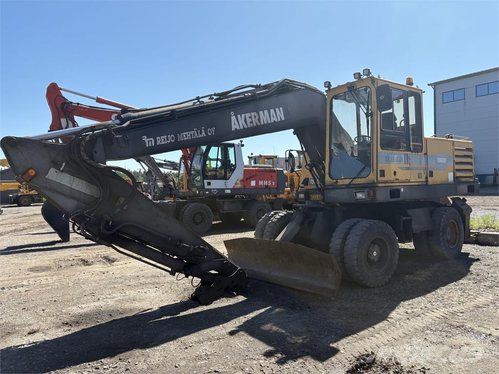 Åkerman EW200 Hjulgrävare