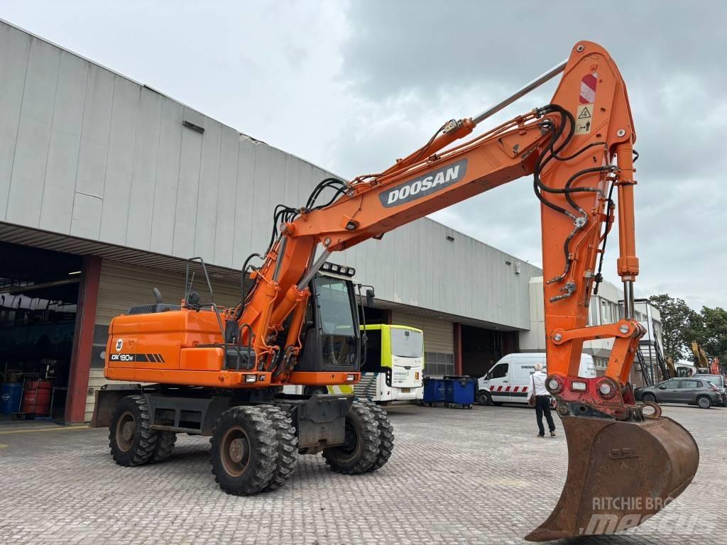 Doosan DX 190 W Hjulgrävare