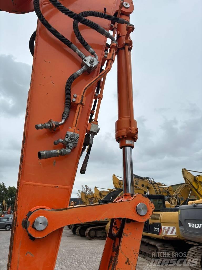 Doosan DX 190 W Hjulgrävare