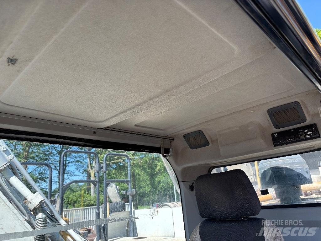 CAT 320E Bandgrävare