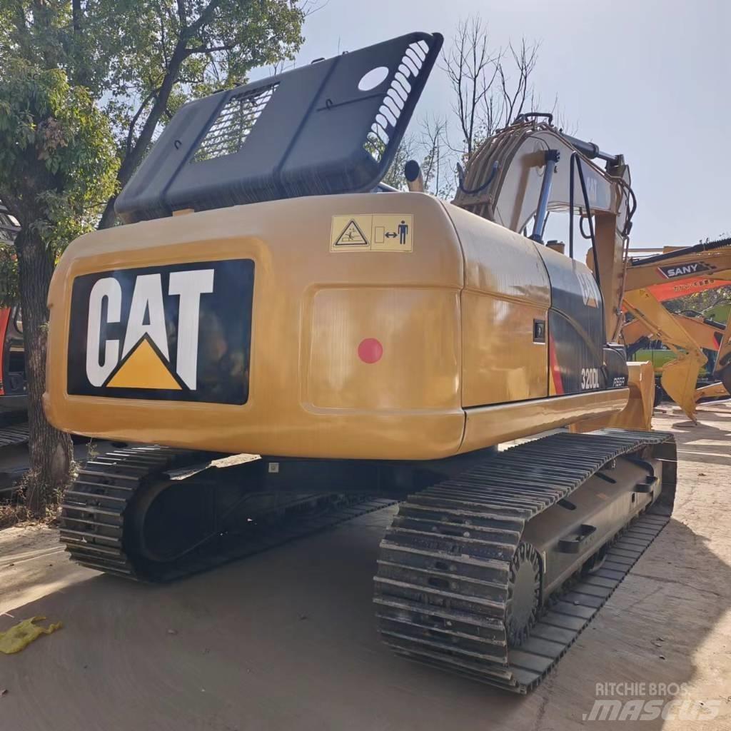 CAT 320 D Bandgrävare