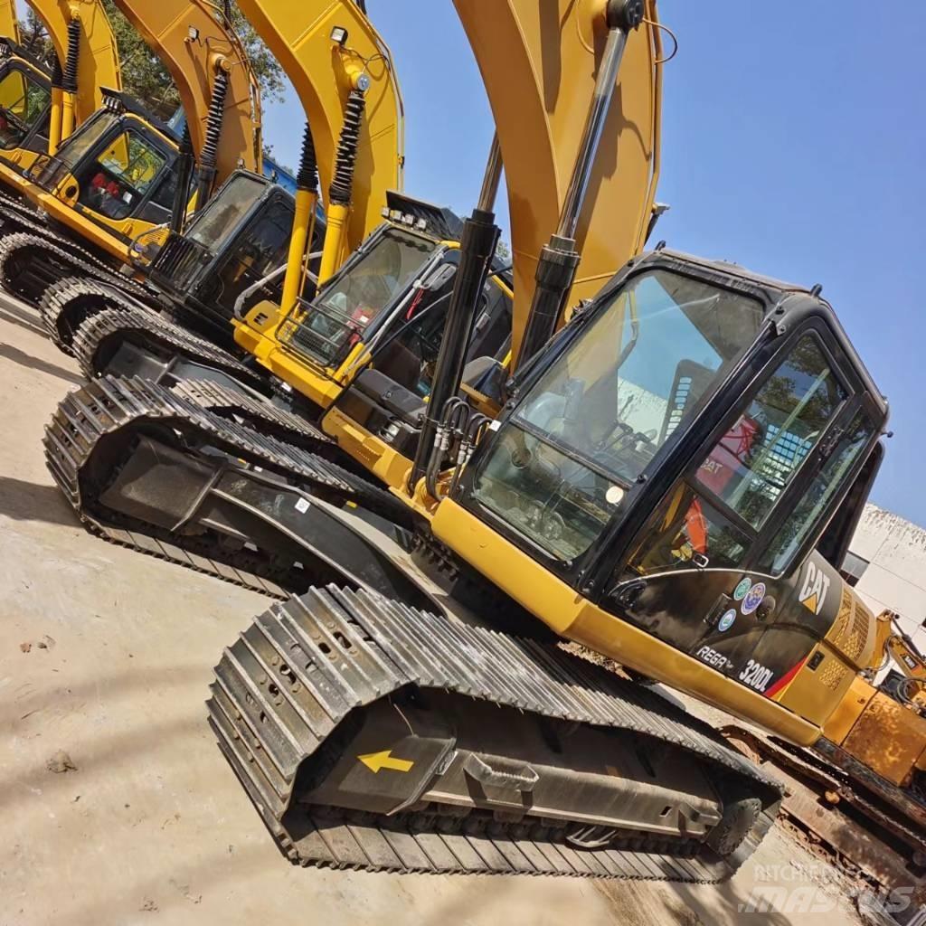 CAT 320 D Bandgrävare