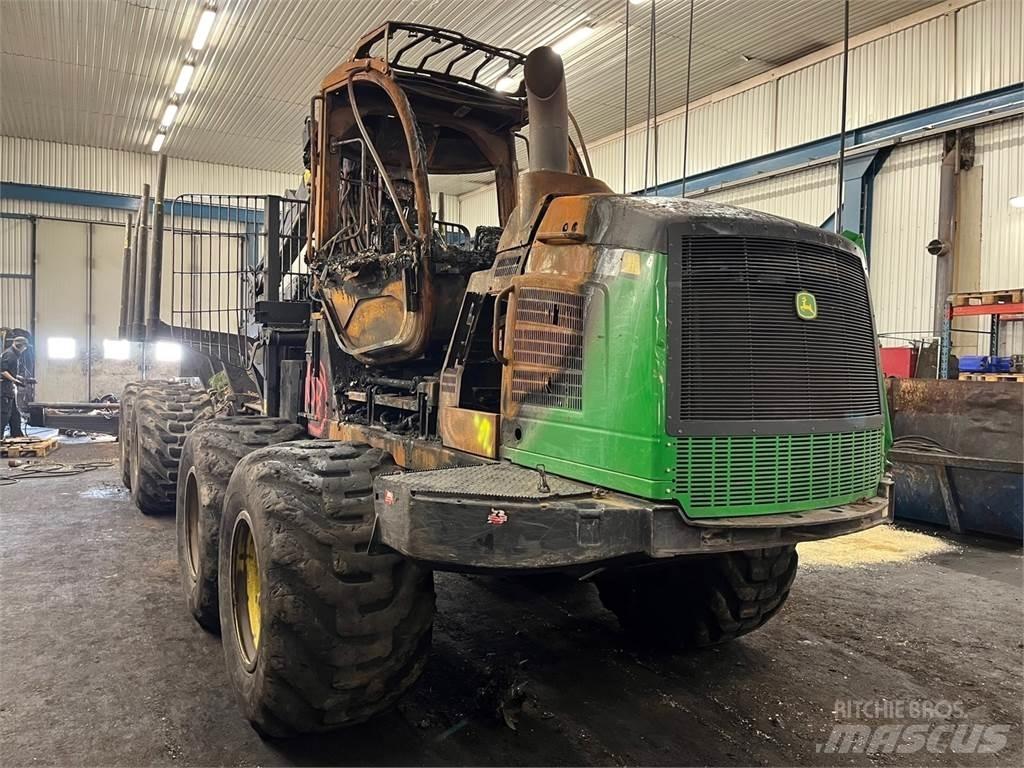 John Deere 1210E Skotare
