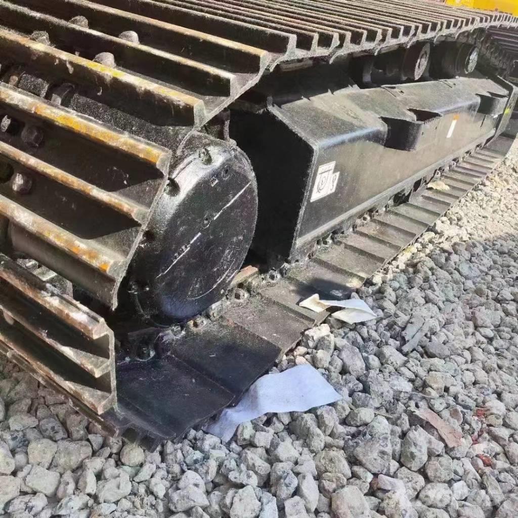 Sany SY 235 H Bandgrävare