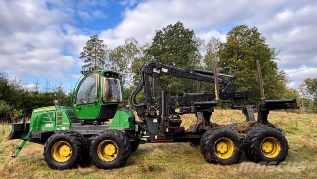 John Deere 1510 E Skotare