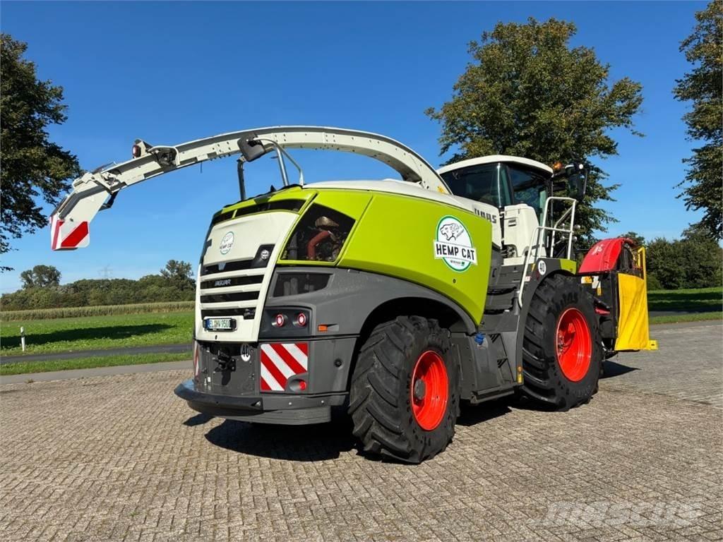 CLAAS Jaguar 950 Fälthackar