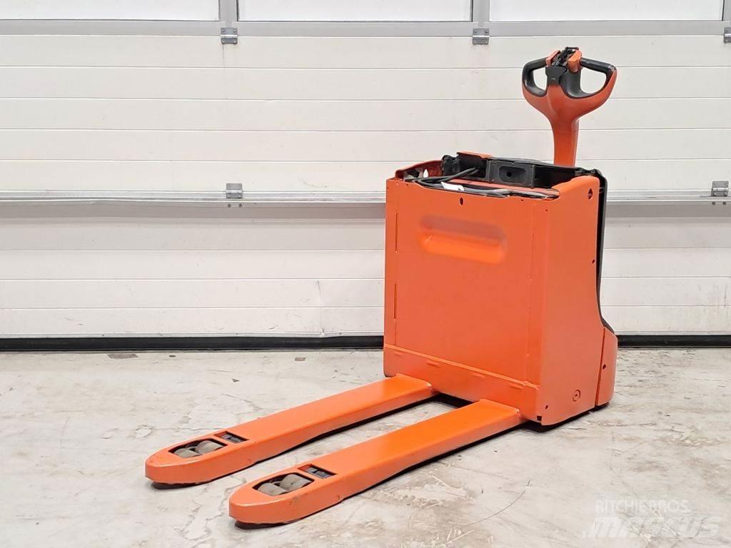 Linde T16 Låglyftare utan plattform