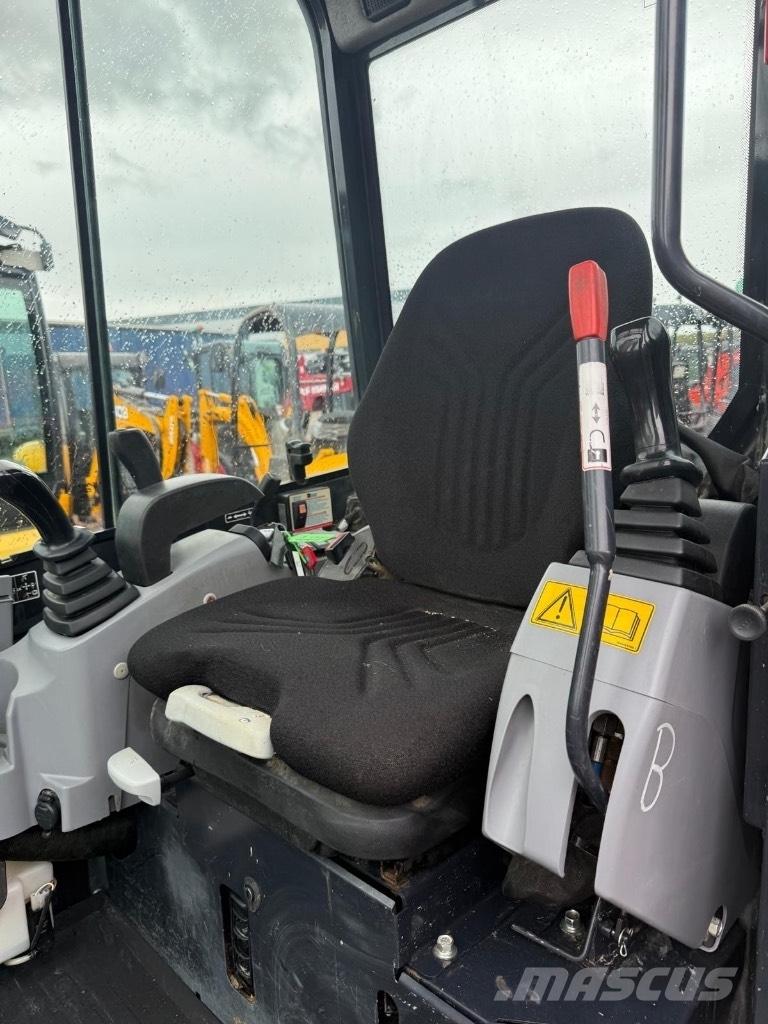 Kubota U 27-4 Minigrävare < 7t