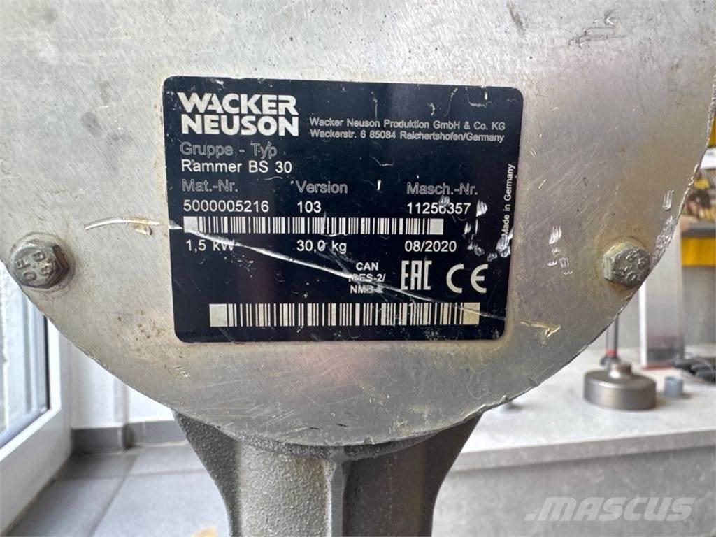 Wacker Neuson BS30 Stampar
