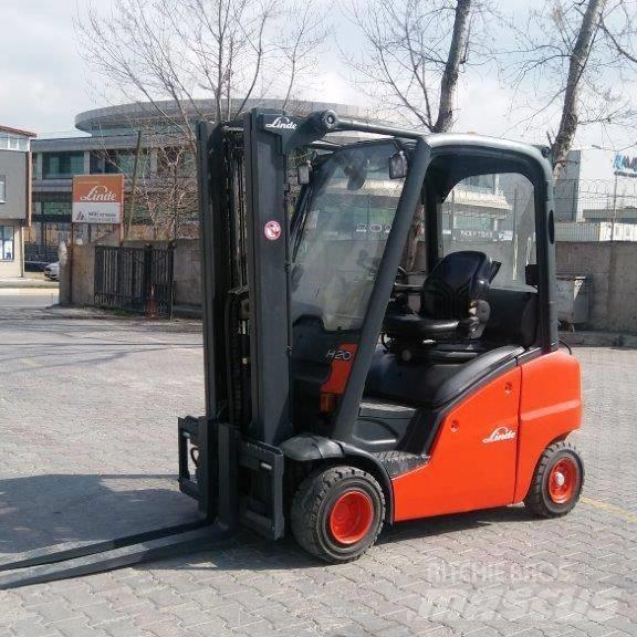Linde H20T Gasolmotviktstruckar