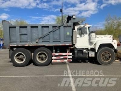 Mack RD 690 SX Tippbilar