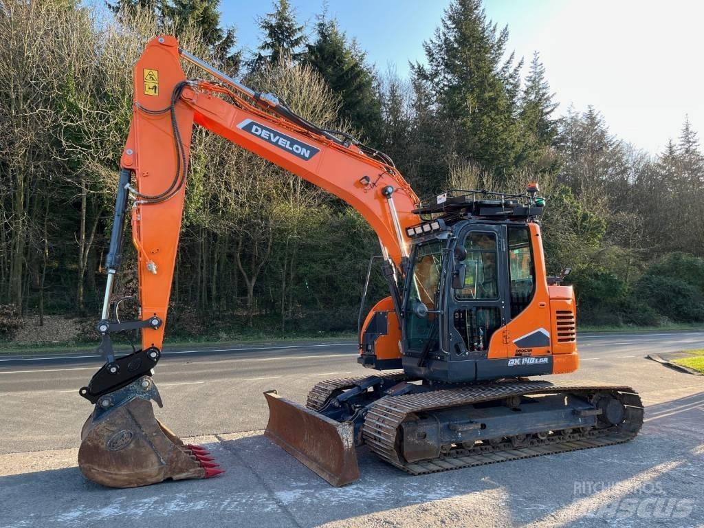Develon DX140LCR-7 Bandgrävare