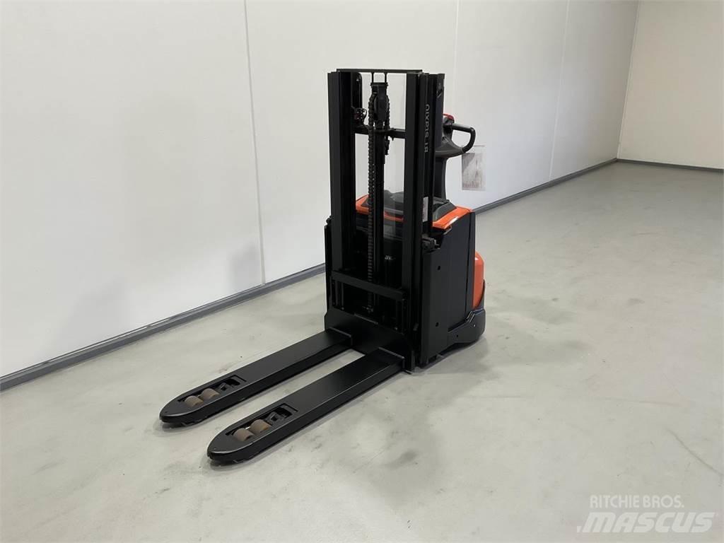 Toyota SWE200D Staplare