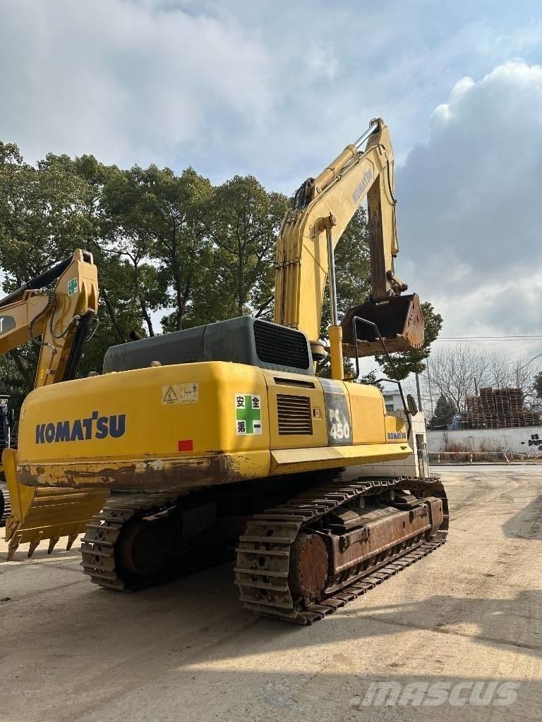 Komatsu PC 450-8 Bandgrävare