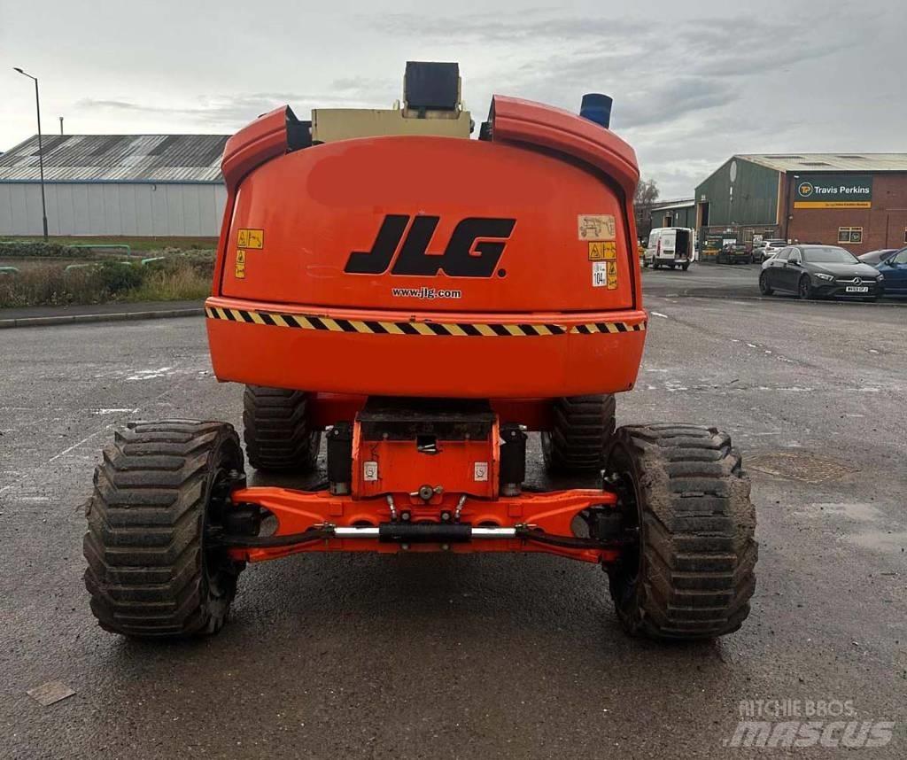 JLG 450 AJ Bomliftar