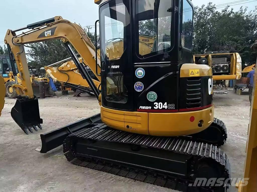 CAT 304 CR Minigrävare < 7t