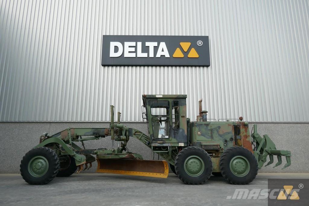 CAT 130G Ex-army Väghyvlar