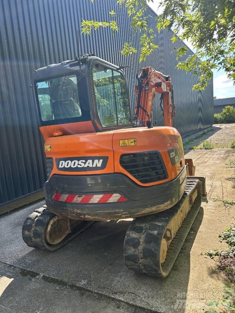 Doosan DX 63-3 Minigrävare < 7t